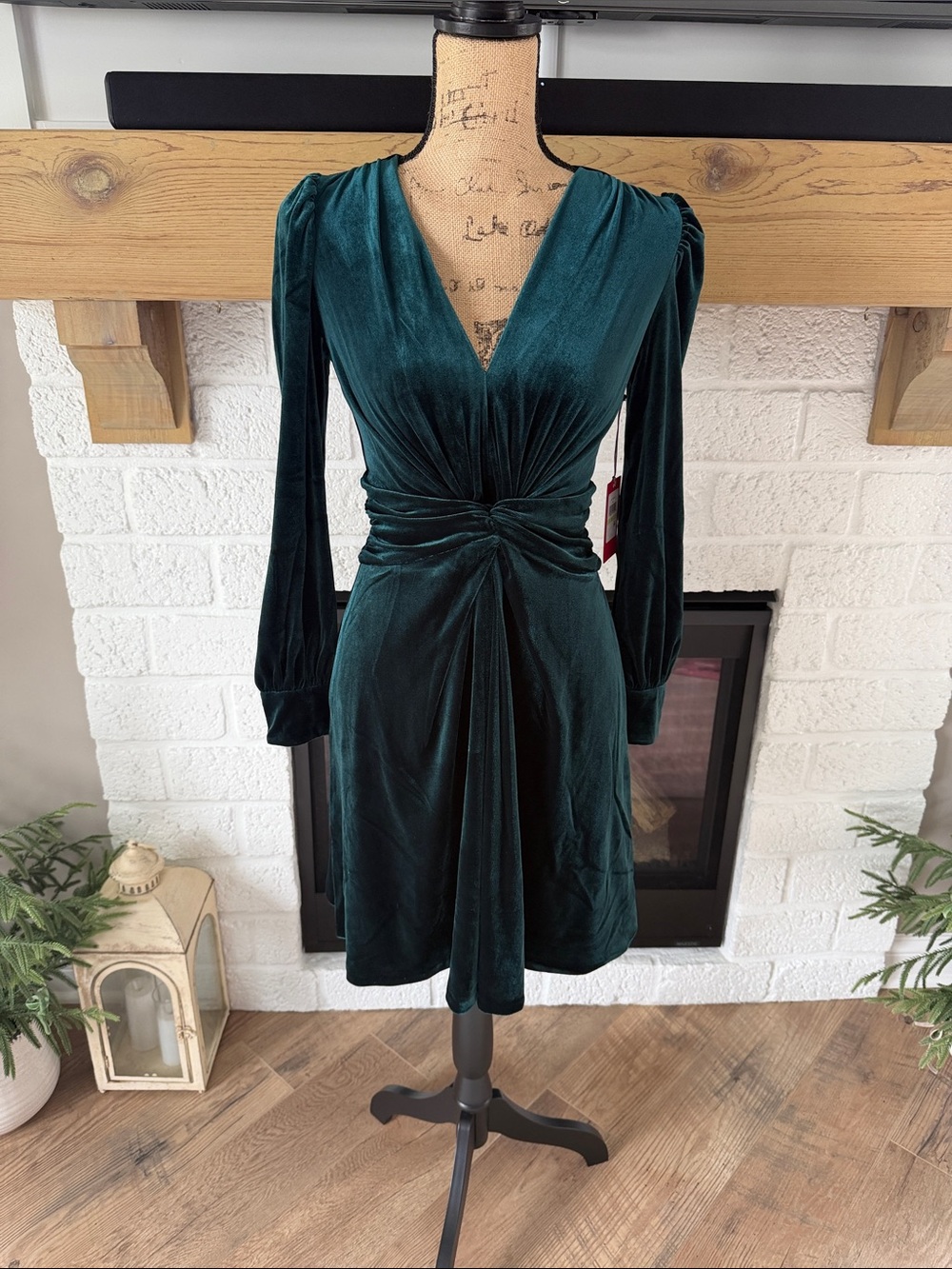 Vince Camuto Deep Teal Velvet Twist-Waist Long Sleeve Dress